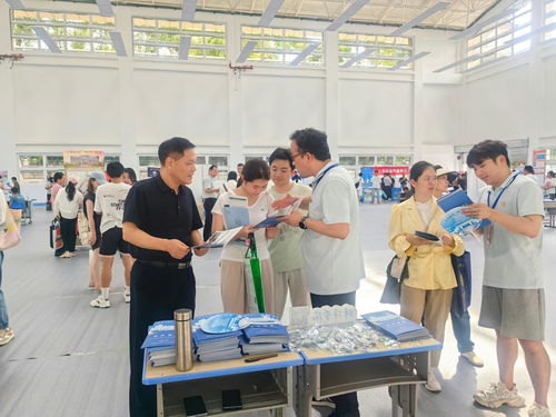蚌埠學(xué)院2025年線下進(jìn)中學(xué)系列志愿填報(bào)咨詢服務(wù)活動(dòng)圓滿收官